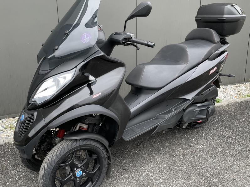 PIAGGIO MP3 350 ABS/ASR avec top case + tablier hiver