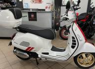 VESPA GTS 125IE ABS RACING SIXTIES