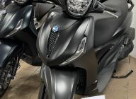 PIAGGIO NEW BEVERLY 400 EURO 5 DEEP BLACK