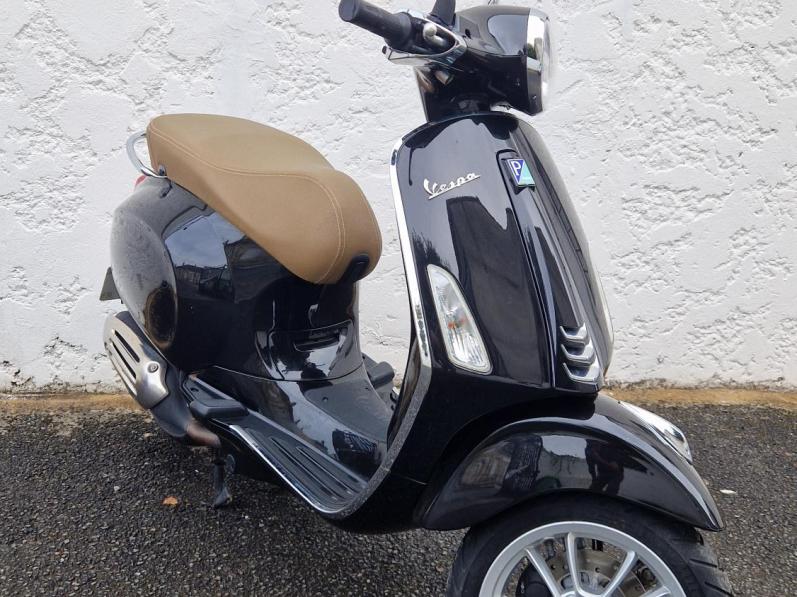 VESPA PRIMAVERA 50