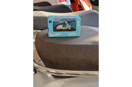 Vespa miniature 