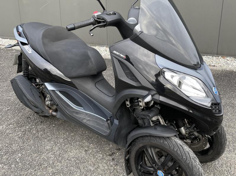 PIAGGIO MP3 300 HPE ABS ASR
