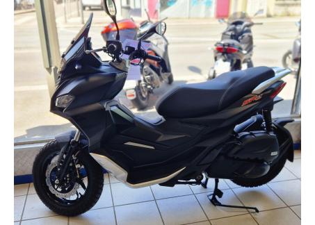 APRILIA SR-GT 125 SPORT ABS ** REMISE JUILLET  **