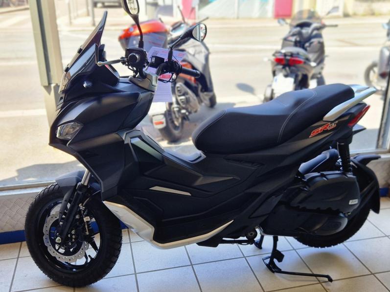 APRILIA SR-GT 125 SPORT ABS ** REMISE JUILLET  **