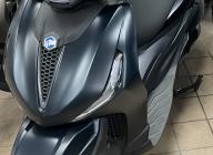 PIAGGIO BEVERLY 300 HPE S